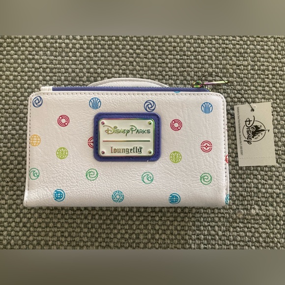 Disney Epcot40 Loungefly wallet - Picture 2 of 10